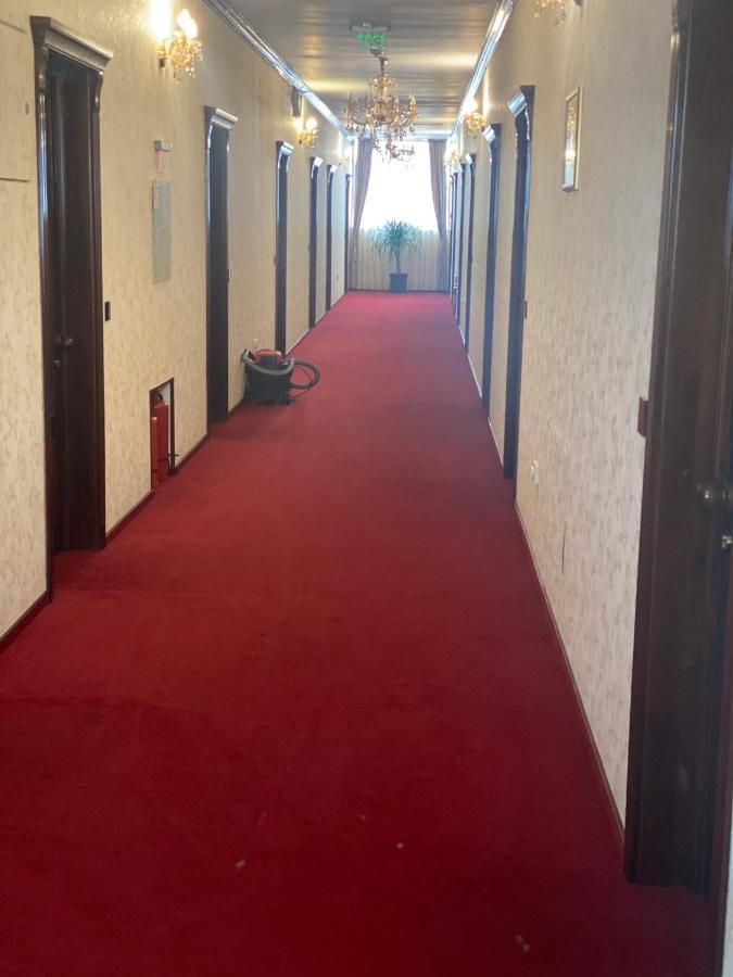Hotel Onix Roman Dış mekan fotoğraf