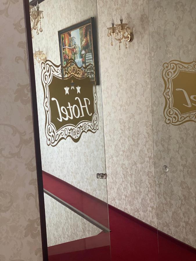 Hotel Onix Roman Dış mekan fotoğraf